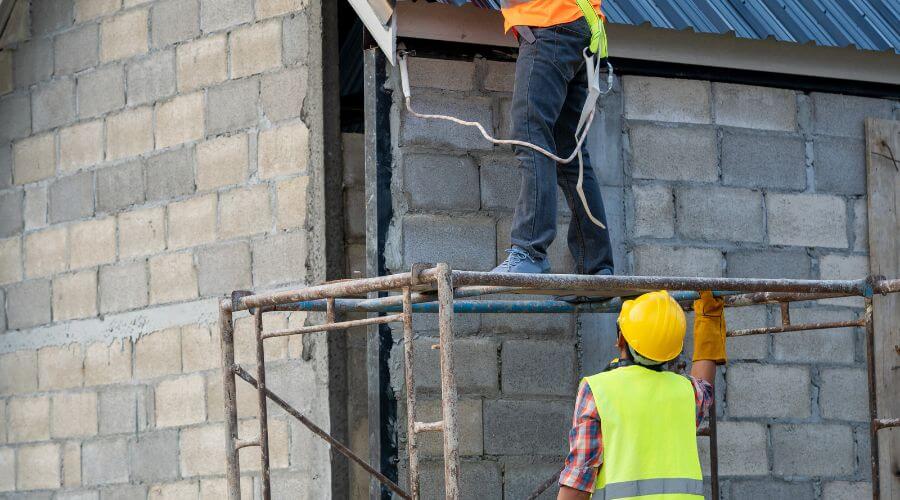 Expert Emergency Roof Repairs services in Barnett, MO